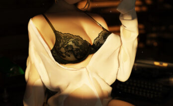 her-gaze-send-an-invitation.jpg