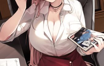 blonde-office-lady.png