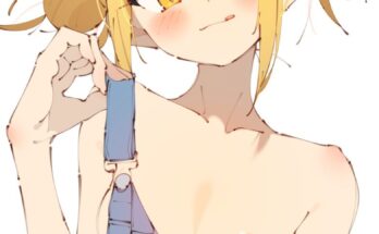 toga-in-overalls-rasu-my-hero-academia.jpg