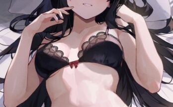 mio-in-lingerie.jpg